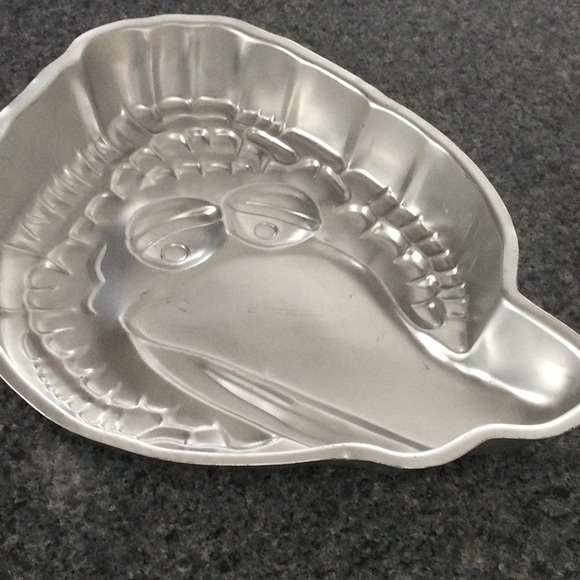 Wilton Big Bird Sesame Street 1977 aluminum cake pan vintage - Picture 1 of 5